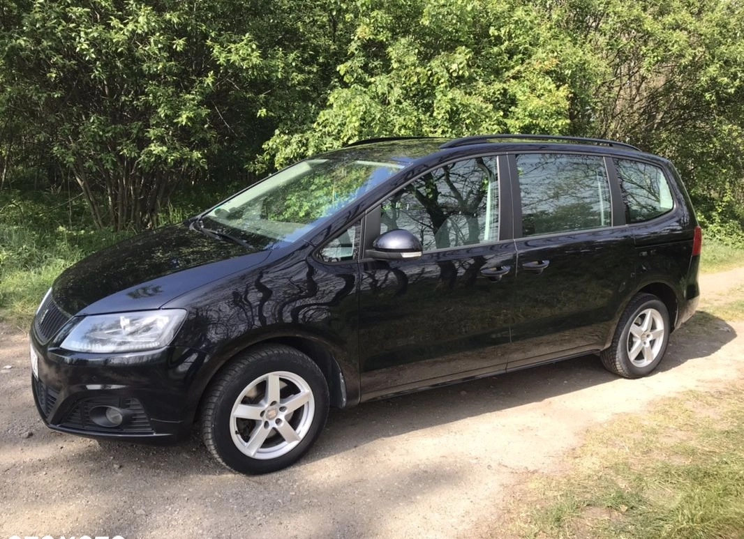 Seat Alhambra cena 29500 przebieg: 300000, rok produkcji 2010 z Paczków małe 562